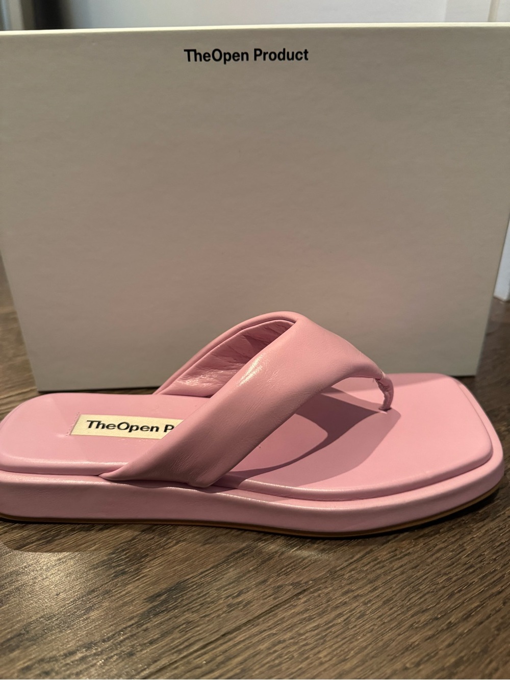 Women's Pink Leather Thong Sandal